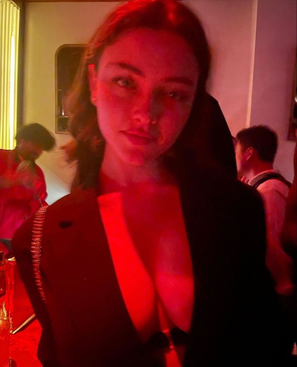 How She Looks At You When [X] - Girl in Club