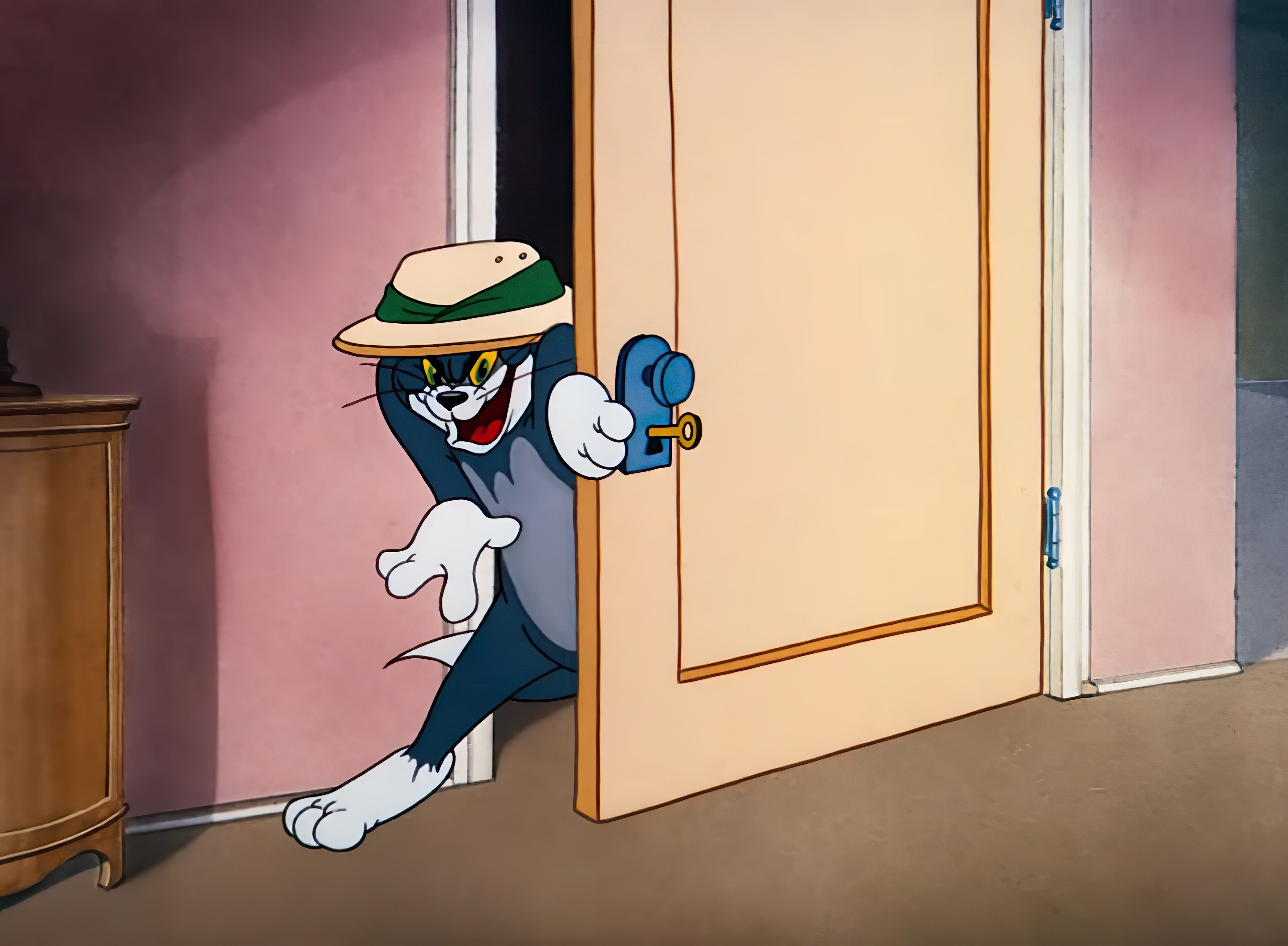 Sneaky Tom - Tom and Jerry meme template